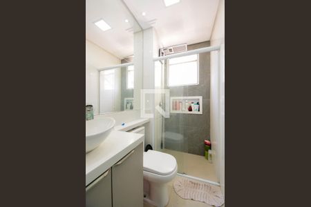 Apartamento à venda com 67m², 3 quartos e 1 vaga Apartamento à venda com 67m², 3 quartos e 1 vagaBanheiro da Suíte