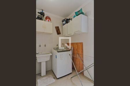 Casa à venda com 145m², 3 quartos e 2 vagasÁrea de Serviço