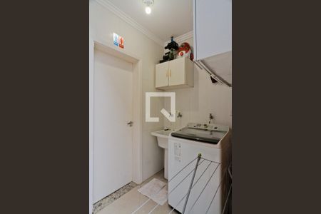 Casa à venda com 145m², 3 quartos e 2 vagasÁrea de Serviço