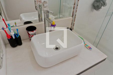 Casa à venda com 145m², 3 quartos e 2 vagasBanheiro da Suíte 2