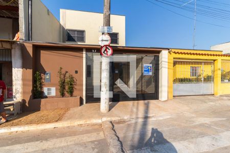 Casa para alugar com 158m², 3 quartos e 2 vagas Casa para alugar com 158m², 3 quartos e 2 vagasFachada