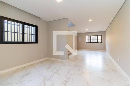 Casa para alugar com 158m², 3 quartos e 2 vagas Casa para alugar com 158m², 3 quartos e 2 vagasSala de Jantar