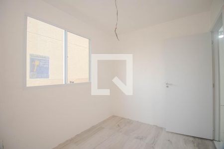 Quarto 2 de apartamento para alugar com 2 quartos, 42m² em Jardim Dona Leopoldina, Porto Alegre