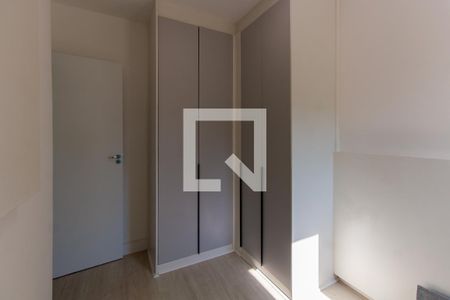 Quarto de kitnet/studio para alugar com 1 quarto, 35m² em Quinta da Paineira, São Paulo