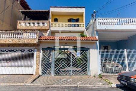 Casa à venda com 148m², 3 quartos e 2 vagasFachada