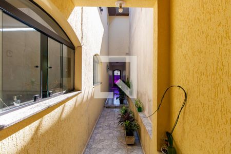 Casa à venda com 148m², 3 quartos e 2 vagasCorredor Lateral