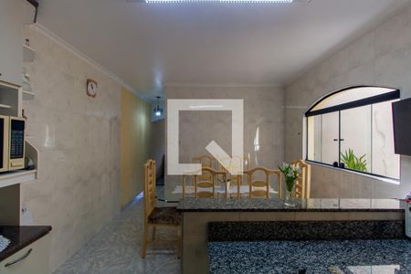 Casa à venda com 148m², 3 quartos e 2 vagasCozinha