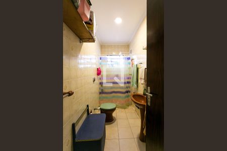 Casa à venda com 169m², 4 quartos e 2 vagas Casa à venda com 169m², 4 quartos e 2 vagasBanheiro