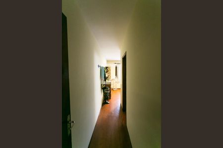 Casa à venda com 169m², 4 quartos e 2 vagas Casa à venda com 169m², 4 quartos e 2 vagassuíte