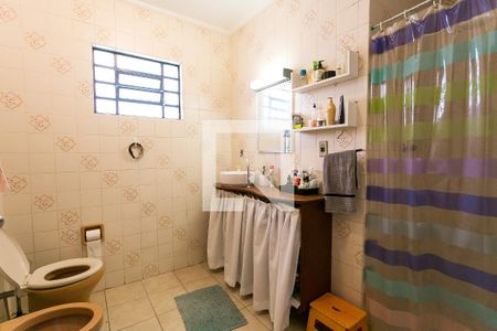 Casa à venda com 169m², 4 quartos e 2 vagas Casa à venda com 169m², 4 quartos e 2 vagasBanheiro da Suíte