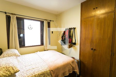 Casa à venda com 169m², 4 quartos e 2 vagas Casa à venda com 169m², 4 quartos e 2 vagasquarto 1