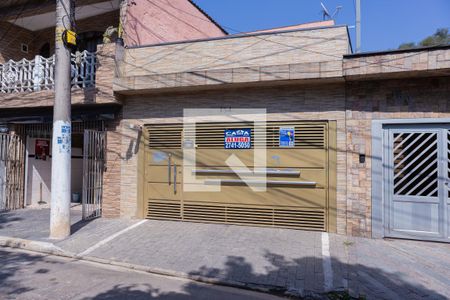 Casa à venda com 120m², 2 quartos e 2 vagas Casa à venda com 120m², 2 quartos e 2 vagasFachada