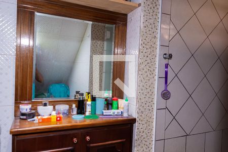 Casa à venda com 120m², 2 quartos e 2 vagas Casa à venda com 120m², 2 quartos e 2 vagasBanheiro do Quarto 2