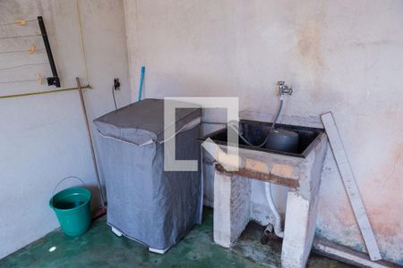 Casa à venda com 120m², 2 quartos e 2 vagas Casa à venda com 120m², 2 quartos e 2 vagasÁrea de Serviço