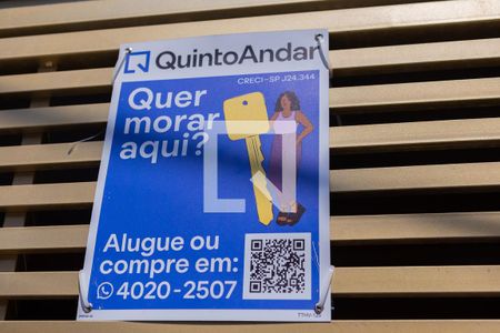 Casa à venda com 120m², 2 quartos e 2 vagas Casa à venda com 120m², 2 quartos e 2 vagasPlaca