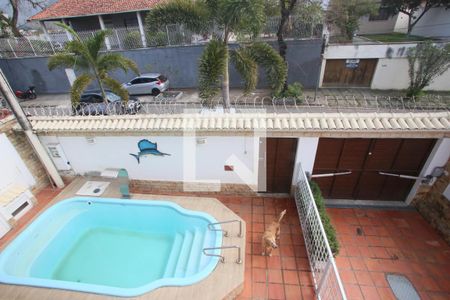 Casa à venda com 280m², 4 quartos e 5 vagas Casa à venda com 280m², 4 quartos e 5 vagasVaranda do Quarto 2