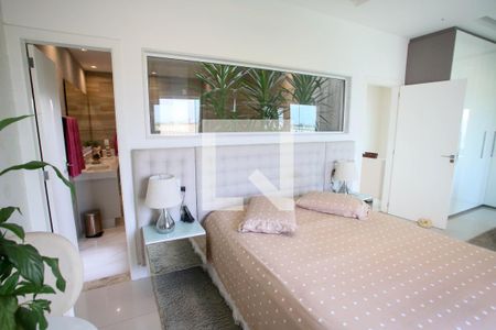 Casa à venda com 280m², 4 quartos e 5 vagas Casa à venda com 280m², 4 quartos e 5 vagasQuarto Suíte 1