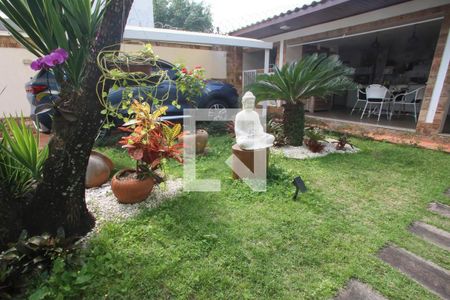 Casa à venda com 280m², 4 quartos e 5 vagas Casa à venda com 280m², 4 quartos e 5 vagasJardim