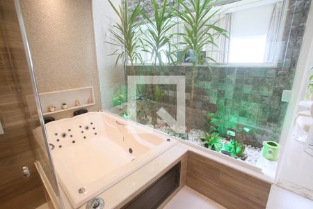 Casa à venda com 280m², 4 quartos e 5 vagas Casa à venda com 280m², 4 quartos e 5 vagasBanheiro da Suíte 1