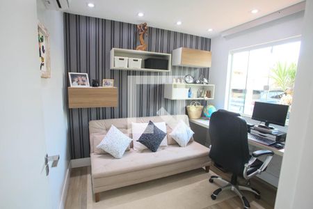 Casa à venda com 280m², 4 quartos e 5 vagas Casa à venda com 280m², 4 quartos e 5 vagasQuarto Suíte 2