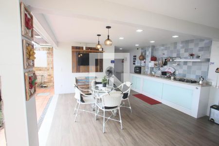 Casa à venda com 280m², 4 quartos e 5 vagas Casa à venda com 280m², 4 quartos e 5 vagasÁrea Gourmet