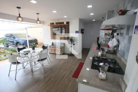 Casa à venda com 280m², 4 quartos e 5 vagas Casa à venda com 280m², 4 quartos e 5 vagasÁrea Gourmet