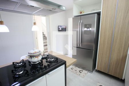 Casa à venda com 280m², 4 quartos e 5 vagas Casa à venda com 280m², 4 quartos e 5 vagasCozinha