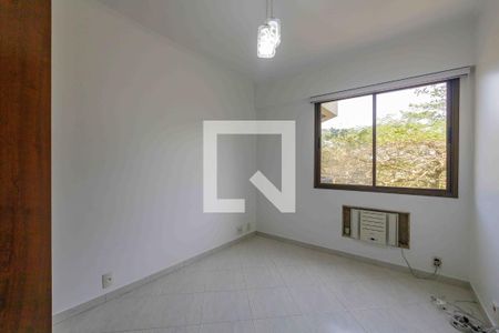 Apartamento à venda com 121m², 4 quartos e 2 vagasQuarto 3