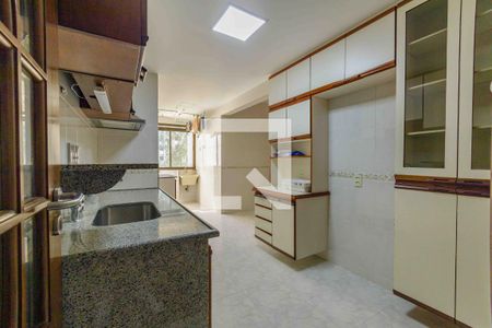 Apartamento à venda com 121m², 4 quartos e 2 vagasCozinha