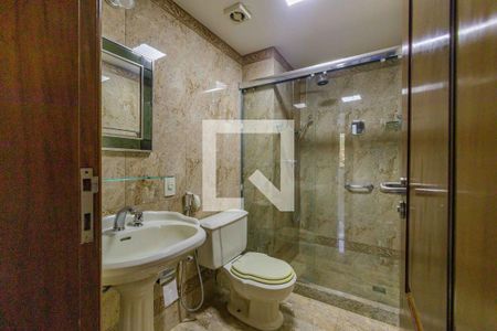 Apartamento à venda com 121m², 4 quartos e 2 vagasBanheiro Social