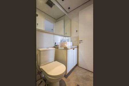 Studio para alugar com 39m², 1 quarto e 1 vaga Studio para alugar com 39m², 1 quarto e 1 vagaBanheiro