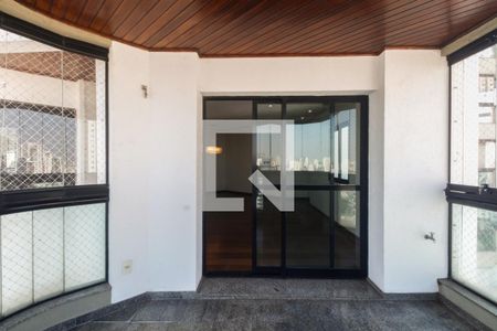 Apartamento à venda com 117m², 4 quartos e 4 vagasVaranda - Sala 