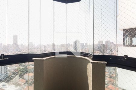 Apartamento à venda com 117m², 4 quartos e 4 vagasSuíte 1 - Varanda 