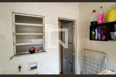 Casa à venda com 230m², 3 quartos e 2 vagasárea de serviço