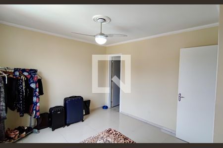 Casa à venda com 230m², 3 quartos e 2 vagasquarto 2 suíte