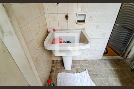 Casa à venda com 230m², 3 quartos e 2 vagasárea de serviço