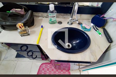 Casa à venda com 230m², 3 quartos e 2 vagasquarto 2 suíte