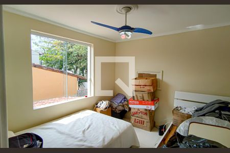 Casa à venda com 230m², 3 quartos e 2 vagasquarto 1