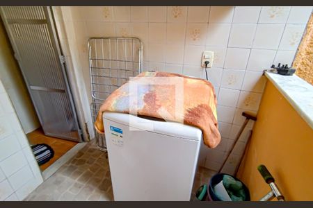 Casa à venda com 230m², 3 quartos e 2 vagasárea de serviço