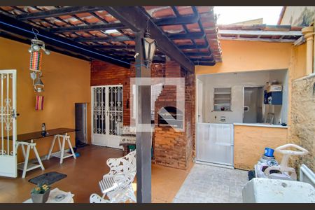 Casa à venda com 230m², 3 quartos e 2 vagasárea de lazer