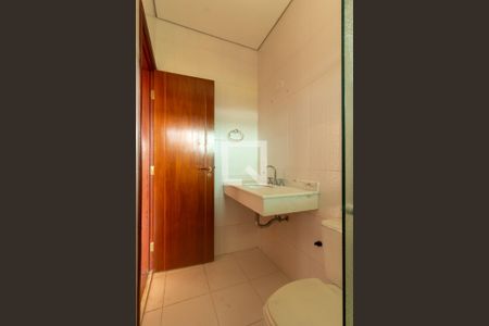 Casa para alugar com 280m², 5 quartos e 5 vagasBanheiro da Suíte 4