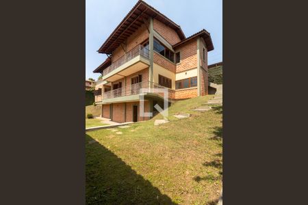 Casa para alugar com 280m², 5 quartos e 5 vagasQuintal