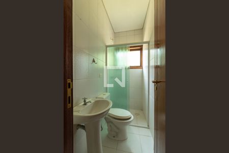 Casa para alugar com 280m², 5 quartos e 5 vagasBanheiro de serviço