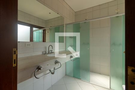 Casa para alugar com 280m², 5 quartos e 5 vagasBanheiro da Suíte 2