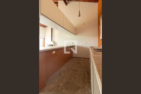 Casa para alugar com 280m², 5 quartos e 5 vagasCozinha