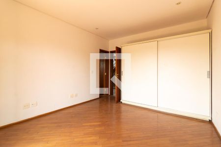 Casa para alugar com 280m², 5 quartos e 5 vagasQuarto Suíte 3