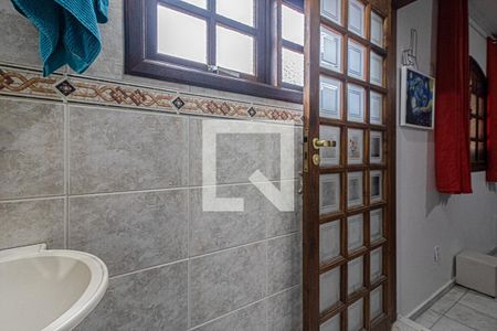 Casa à venda com 400m², 8 quartos e 3 vagasbanheiro na suíte2