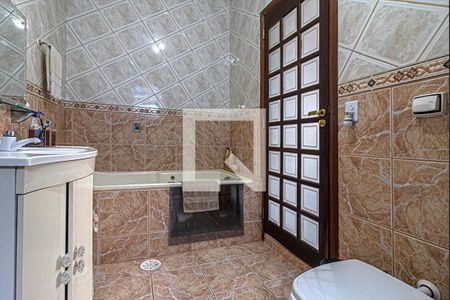 Casa à venda com 400m², 8 quartos e 3 vagasbanheiro na suíte1