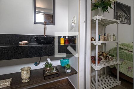 Casa à venda com 400m², 8 quartos e 3 vagasbanheiro na suíte3