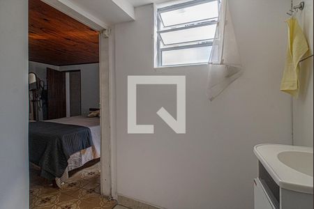Casa à venda com 400m², 8 quartos e 3 vagasbanheiro na suíte4